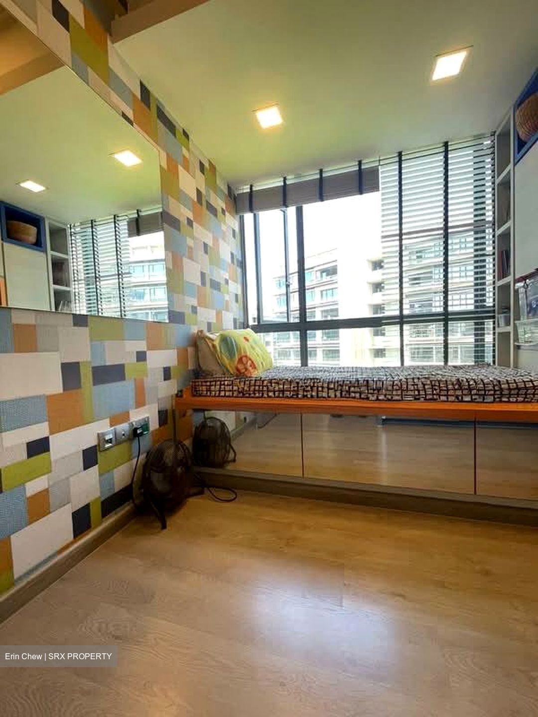 The Palette (D18), Condominium #597053491